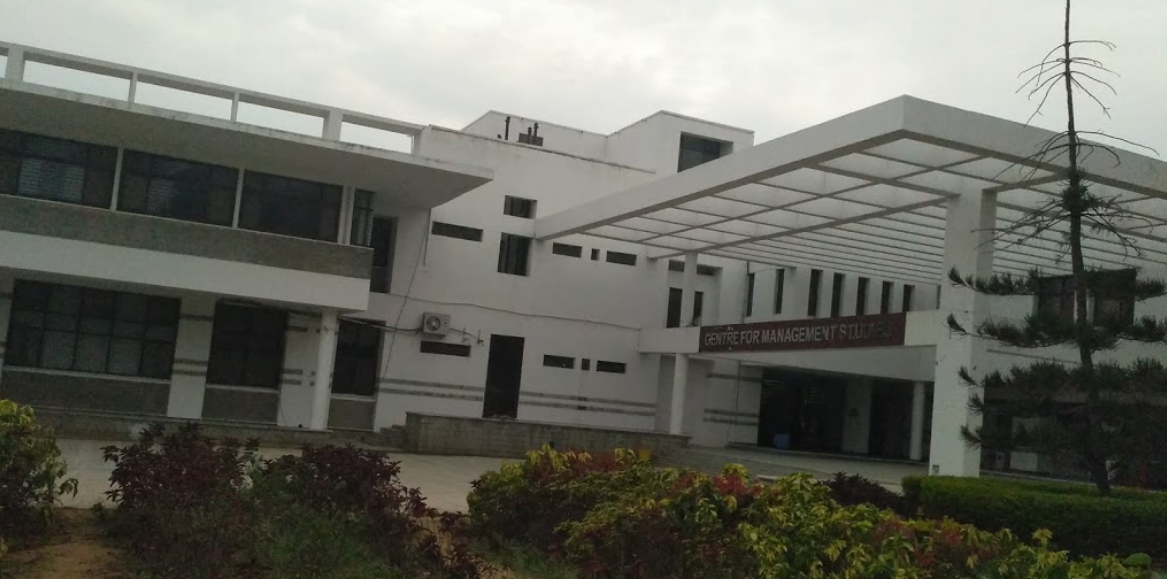 NALSAR - campus