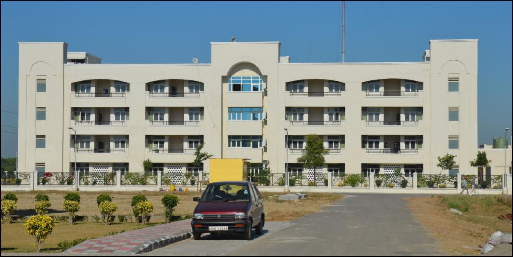 RGNUL - hostel