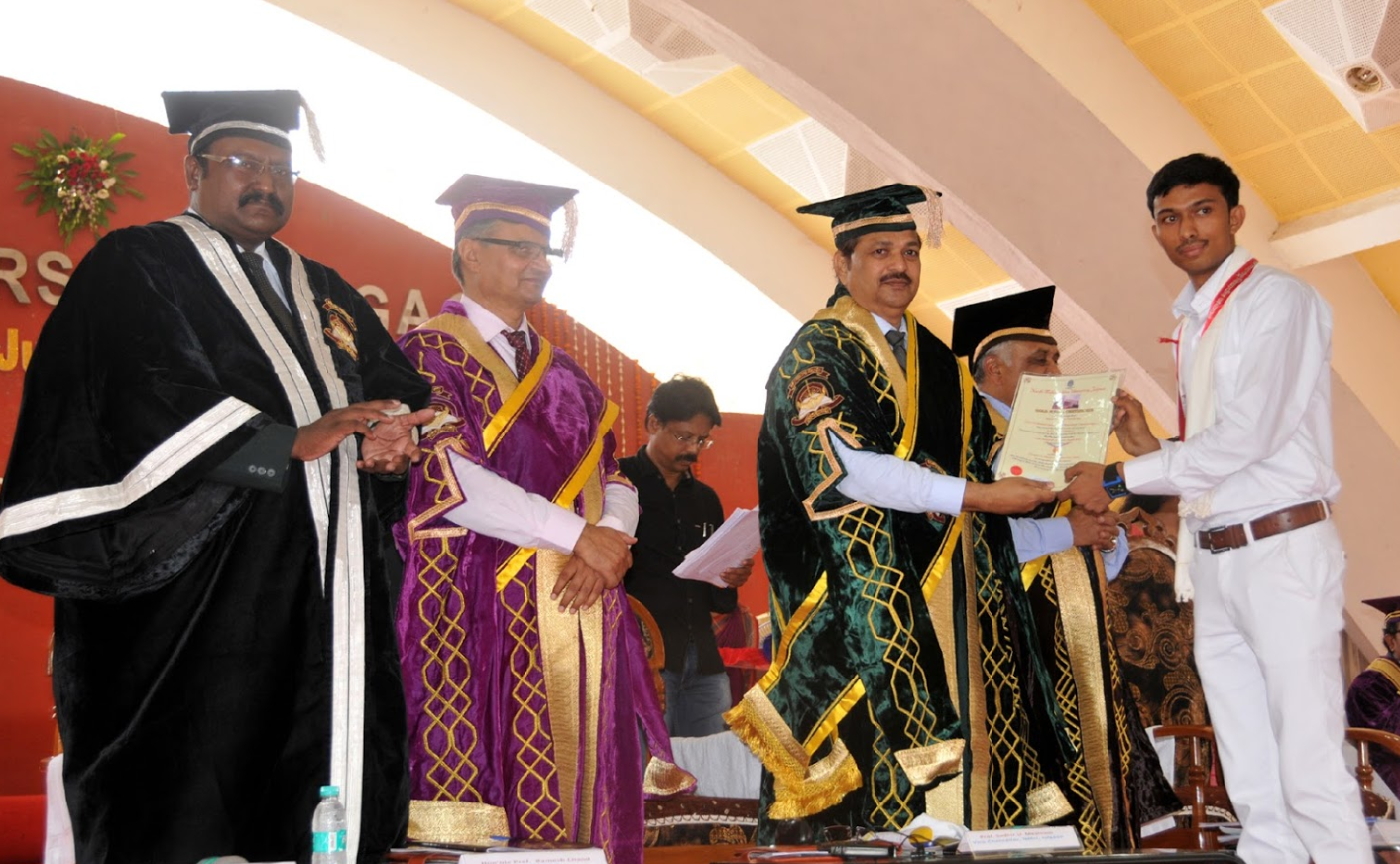 Kavayitri Bahinabai Chaudhari North Maharashtra University - convocation