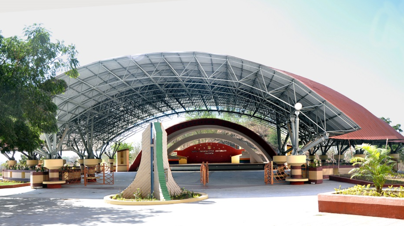 Kavayitri Bahinabai Chaudhari North Maharashtra University - campus