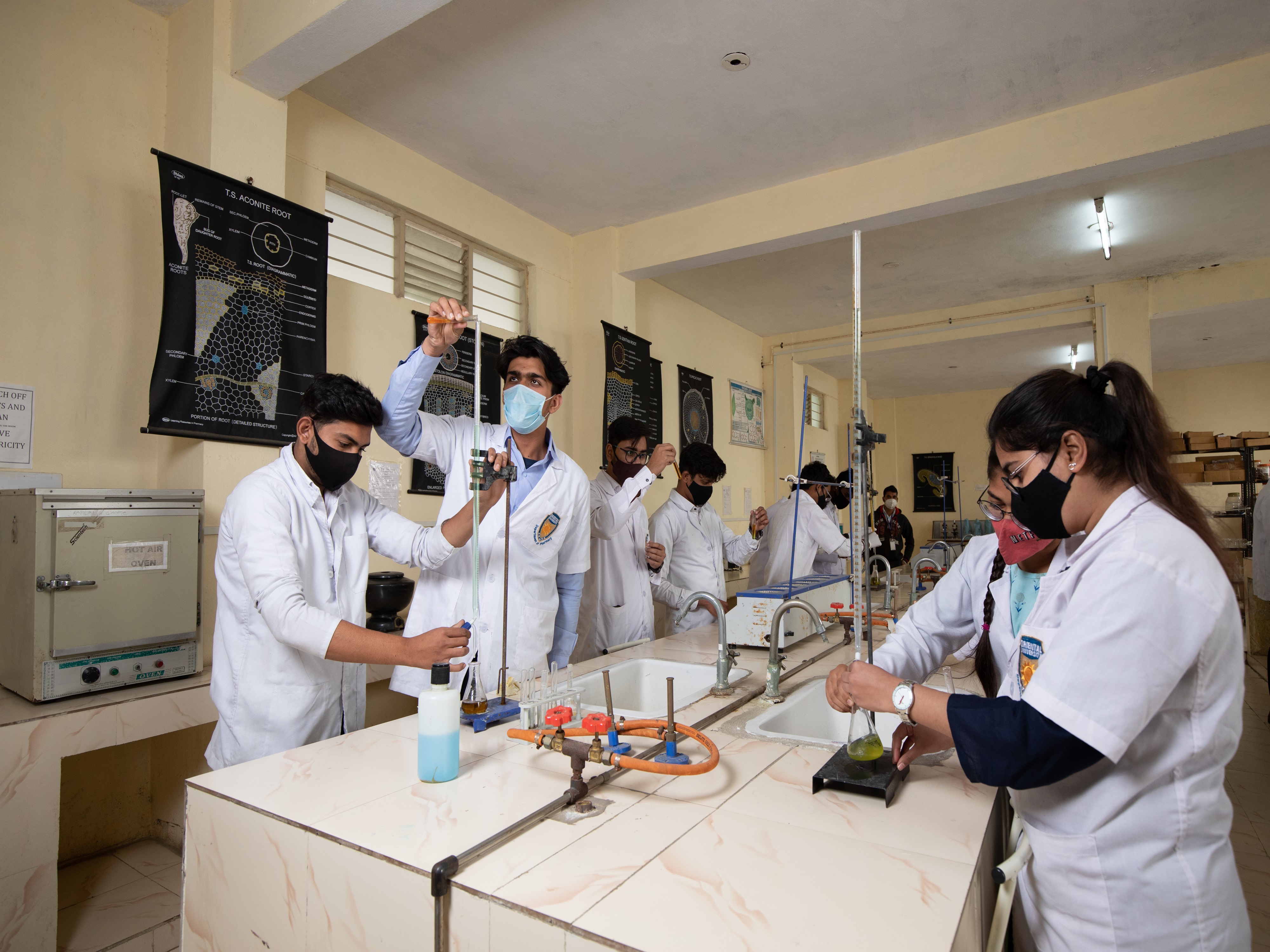 Oriental University - labs