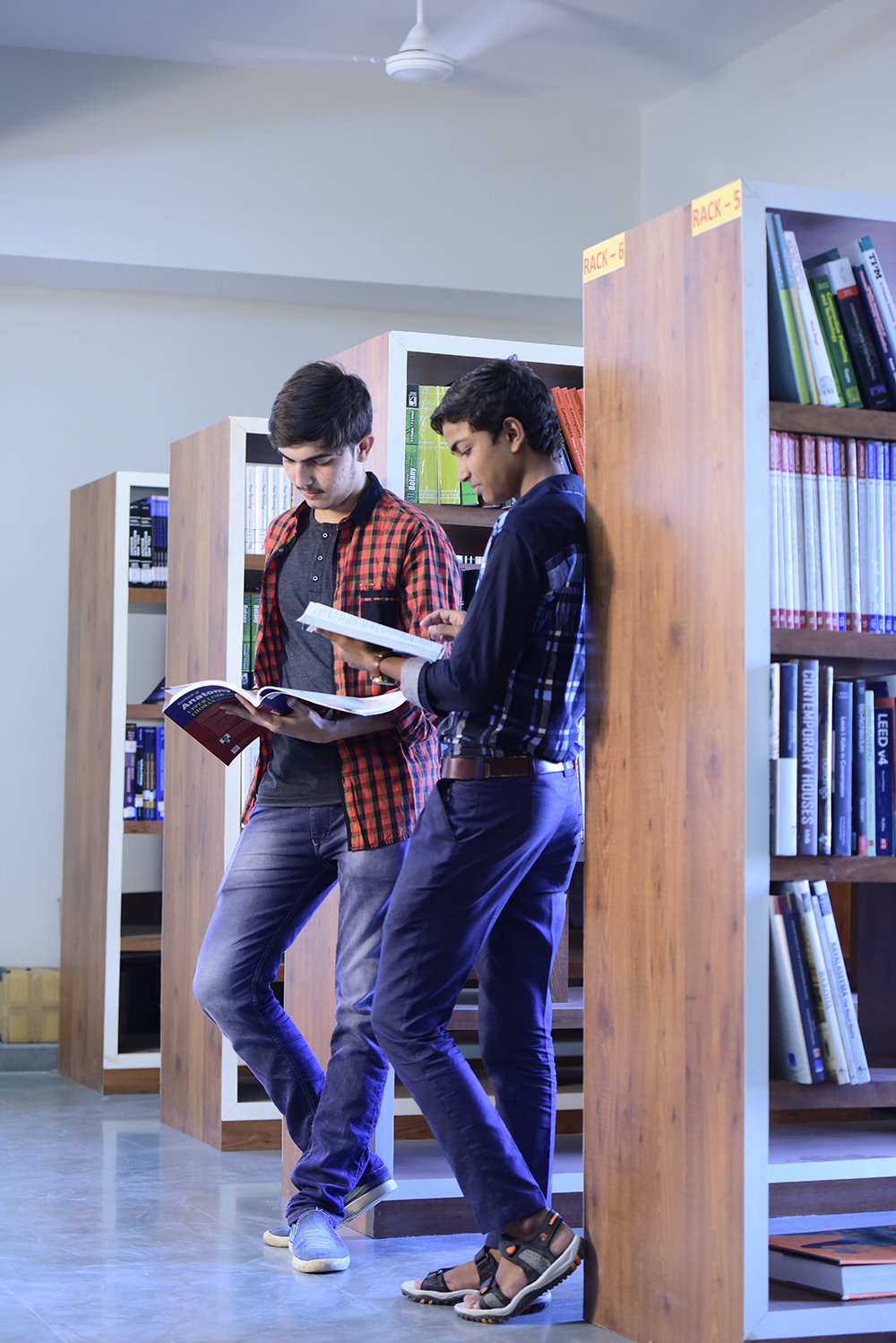 PP Savani University - library