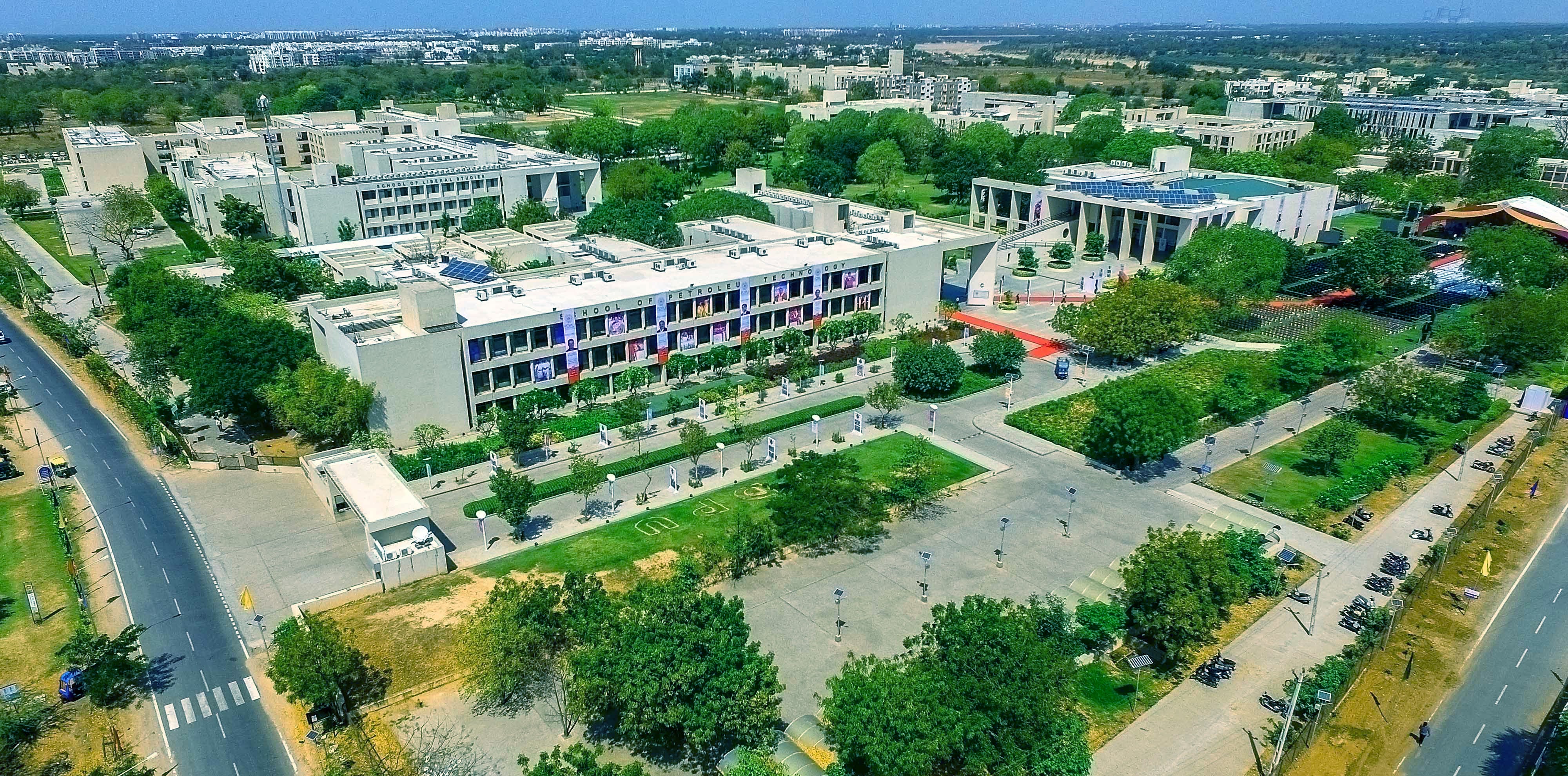 Pandit Deendayal Energy University (PDEU) - campus