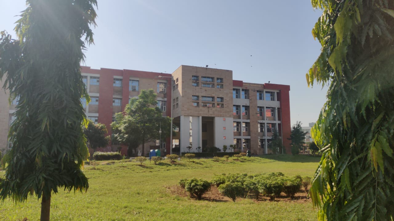 Panjab University (PU CHD) - campus