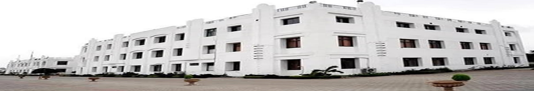 Renaissance University - campus