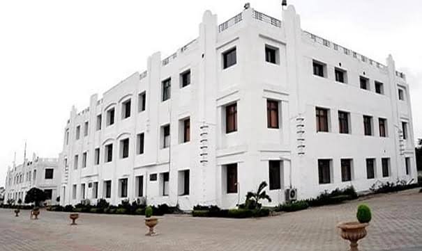 Renaissance University - campus