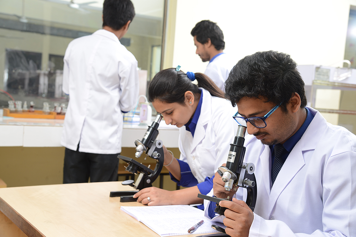Sanskriti University - labs