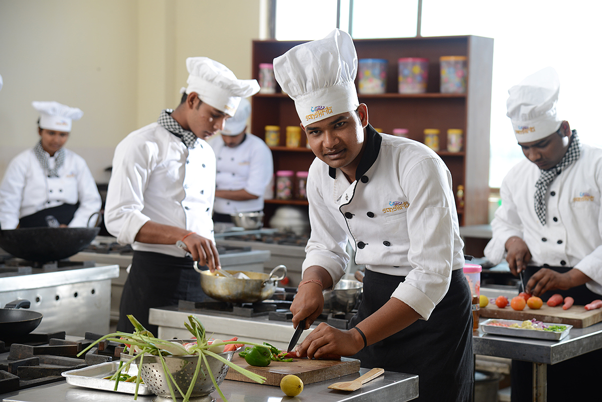 Sanskriti University - labs