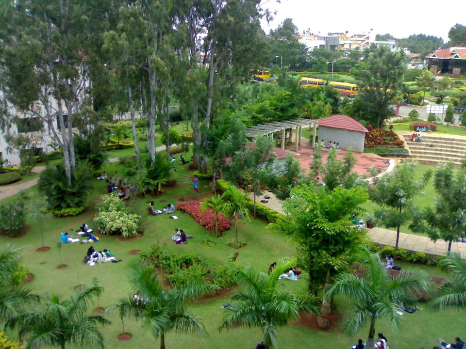 Sapthagiri NPS University - campus