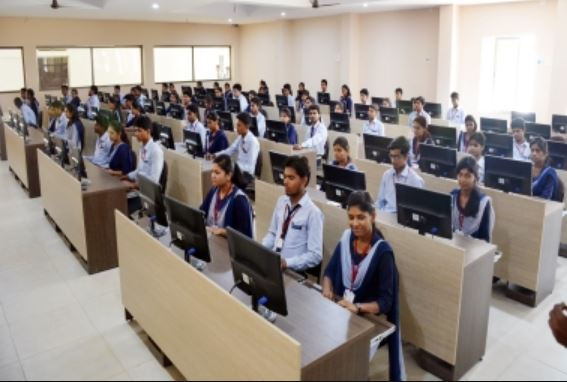 Sardar Patel University, Balaghat - labs