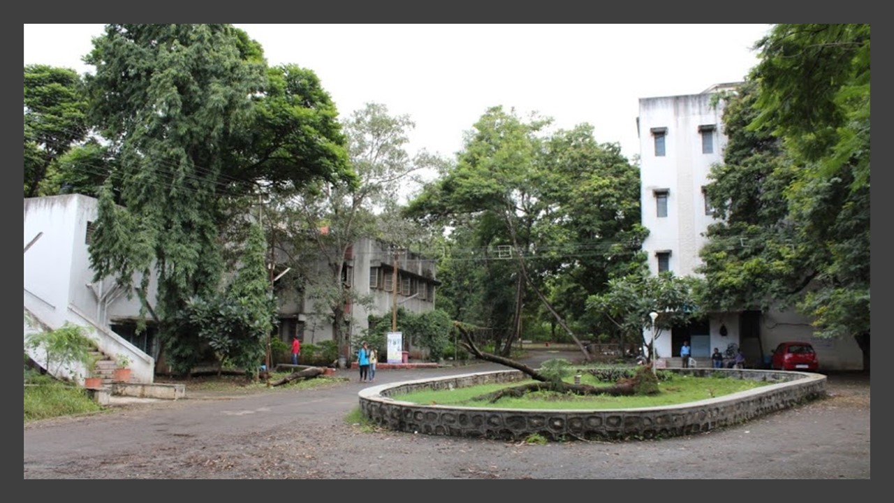 SNDT College Pune - campus