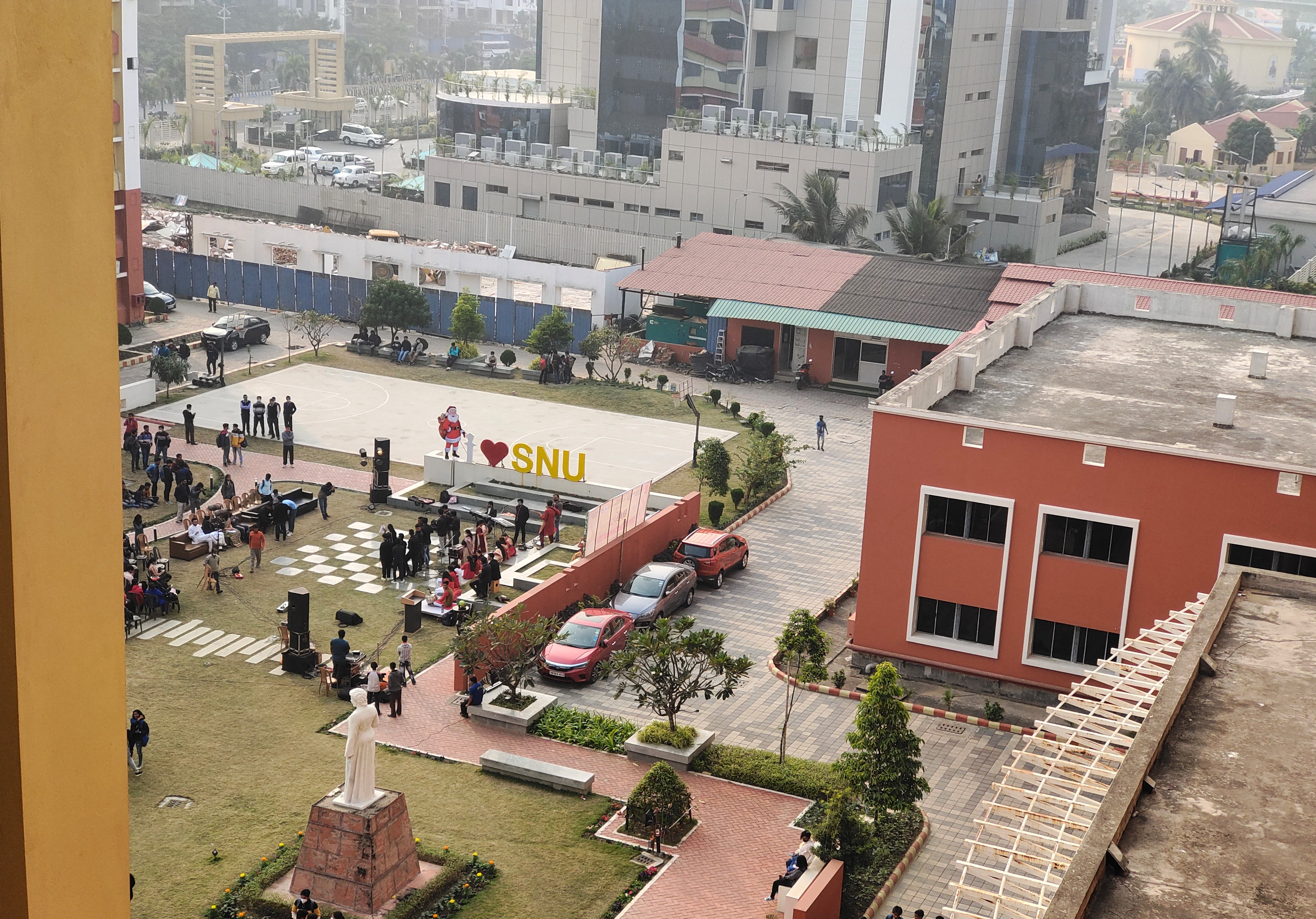 Sister Nivedita University - campus