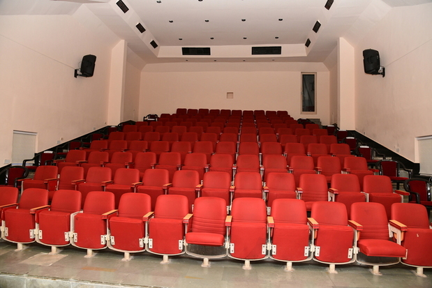SNDT College - auditorium