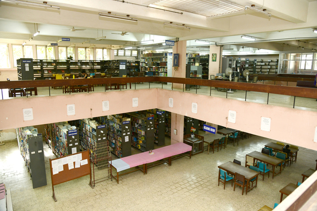 SNDT College - library