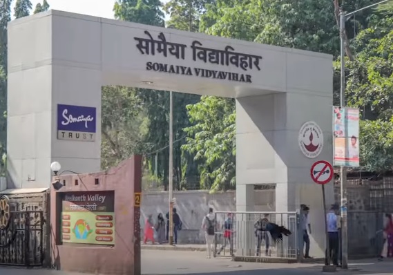 Somaiya Vidyavihar University - entrance