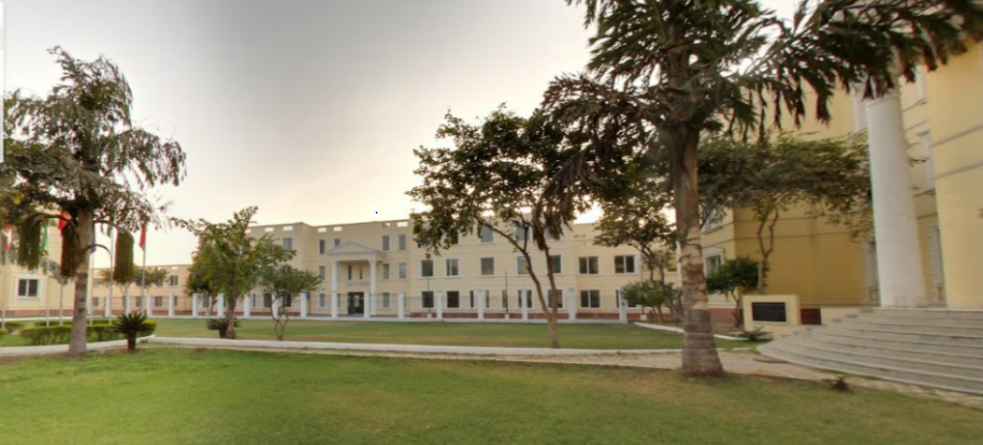 Starex University - campus