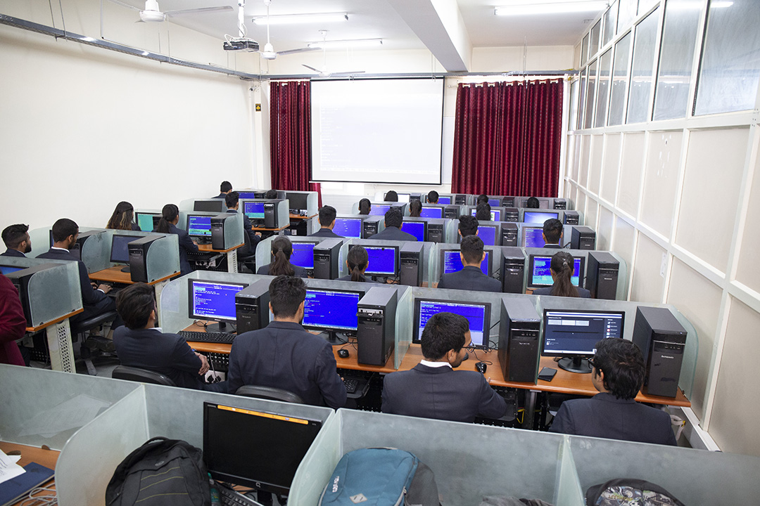 SRHU Dehradun - labs