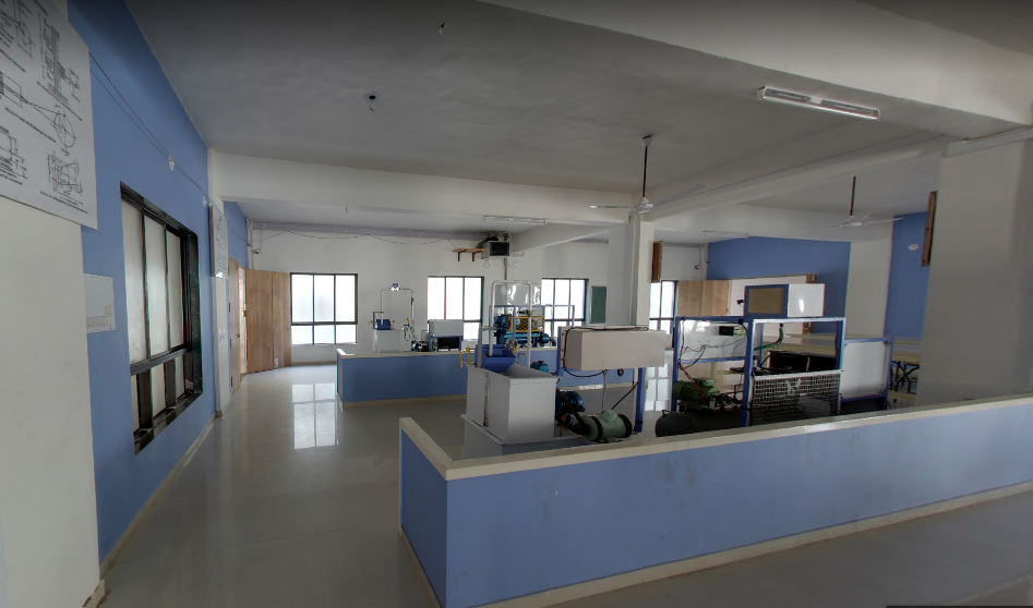 UKA Tarsadia University - labs