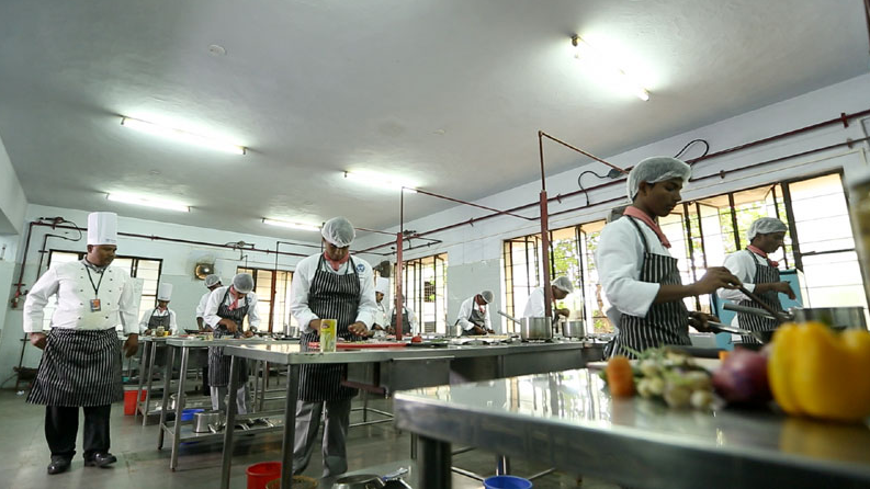 VELS University - labs