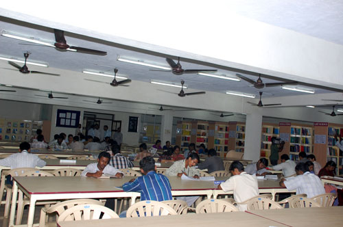 VELS University - library