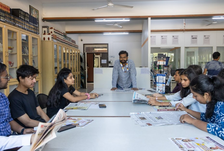 Vishwakarma University - library