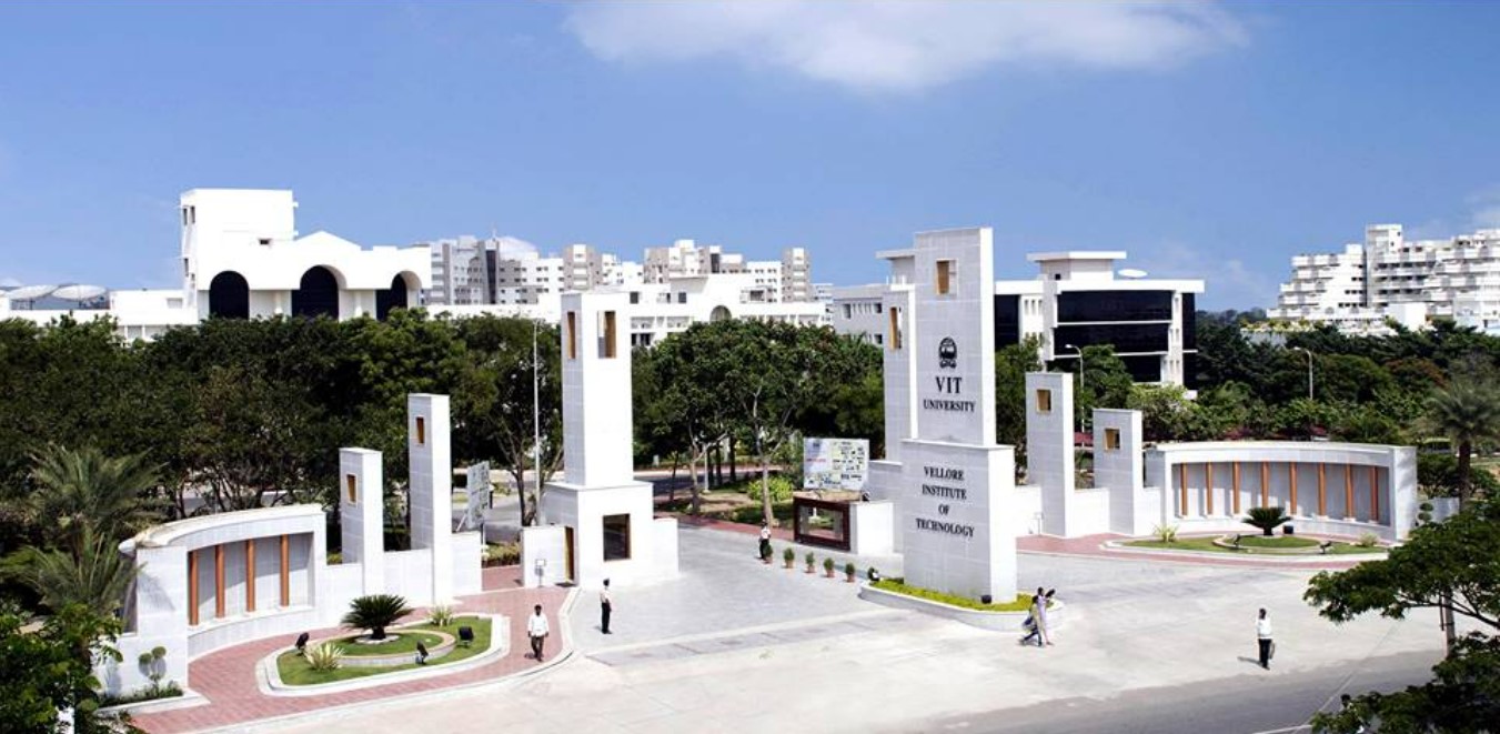 VIT Vellore - entrance