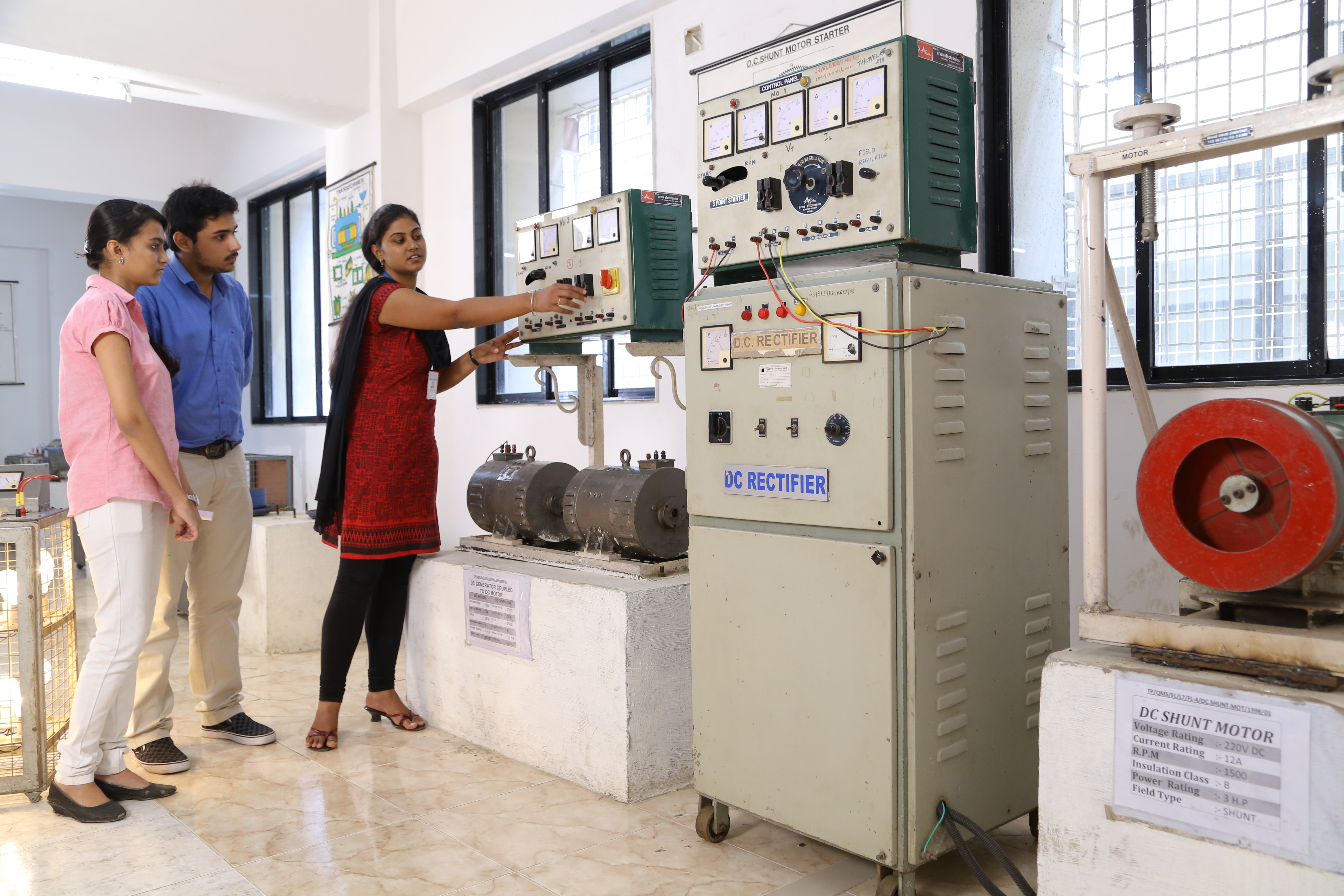 Thakur Polytechnic - labs