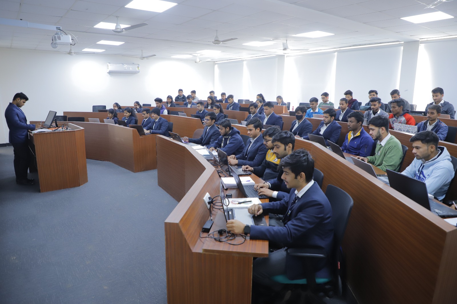 Lloyd Institute of Engineering and Technology - classroom