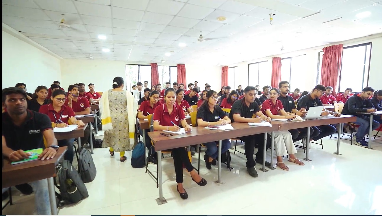 ISBM Pune - classroom