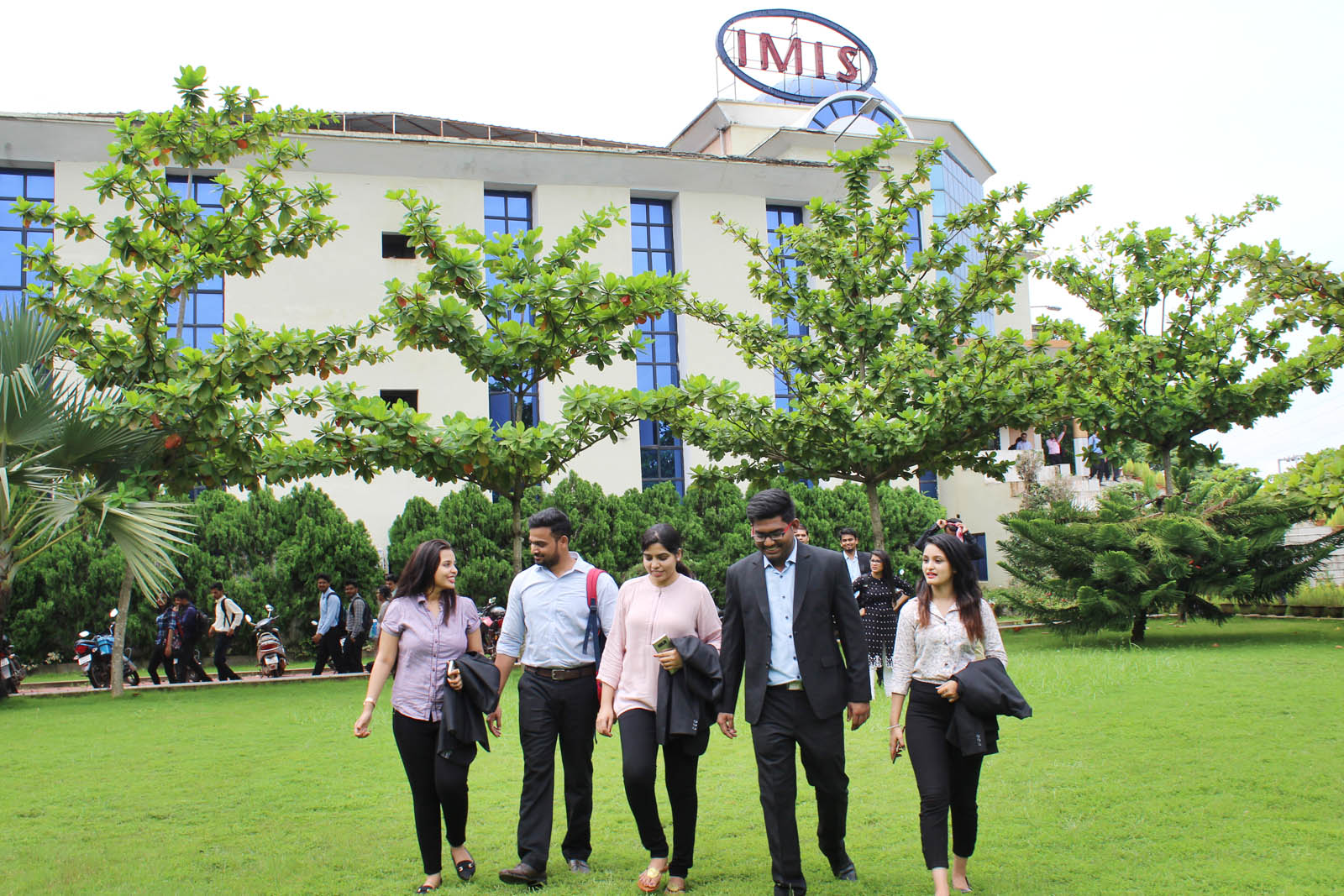 Institute of Management and Information Science - campus