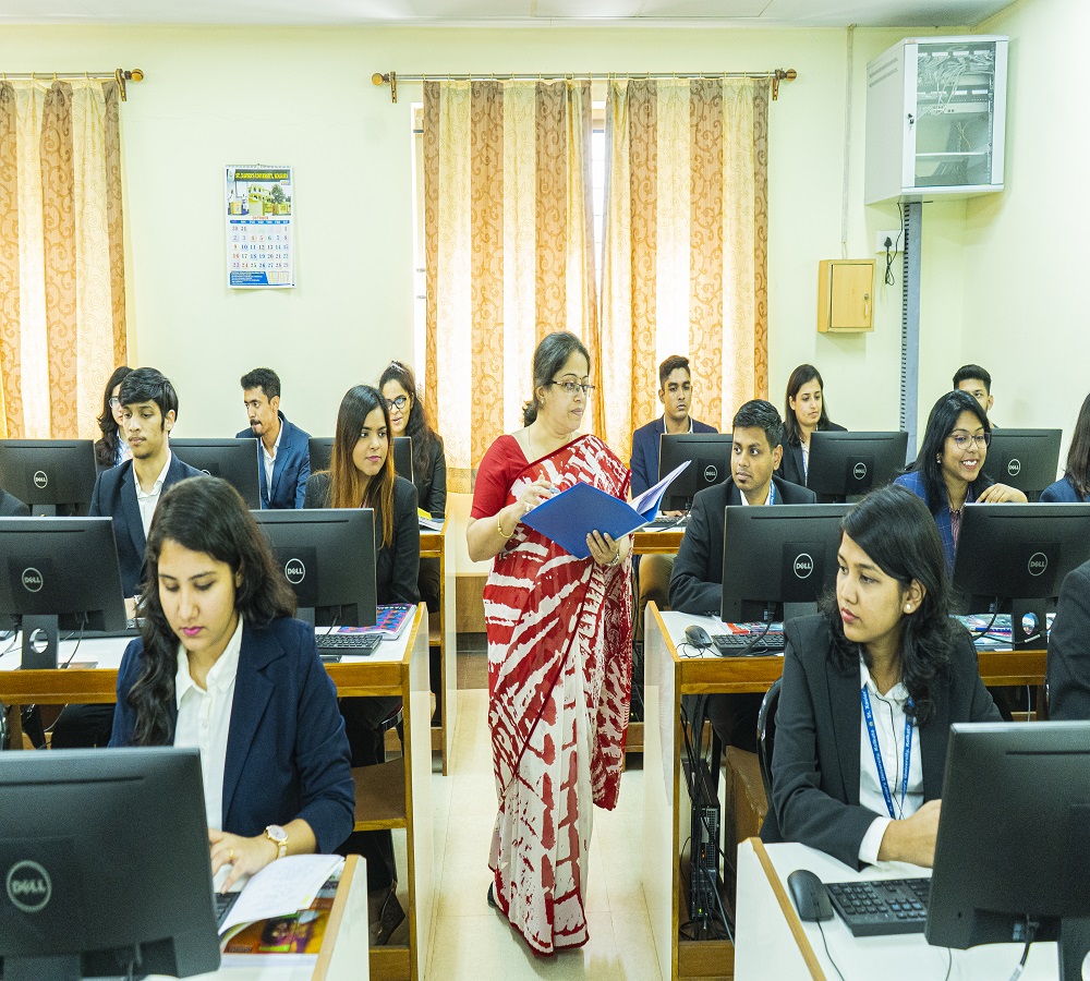 St Xavier's University - labs