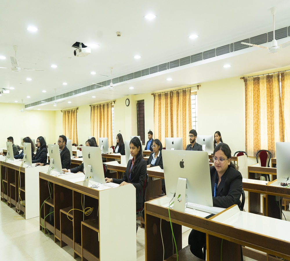St Xavier's University - labs