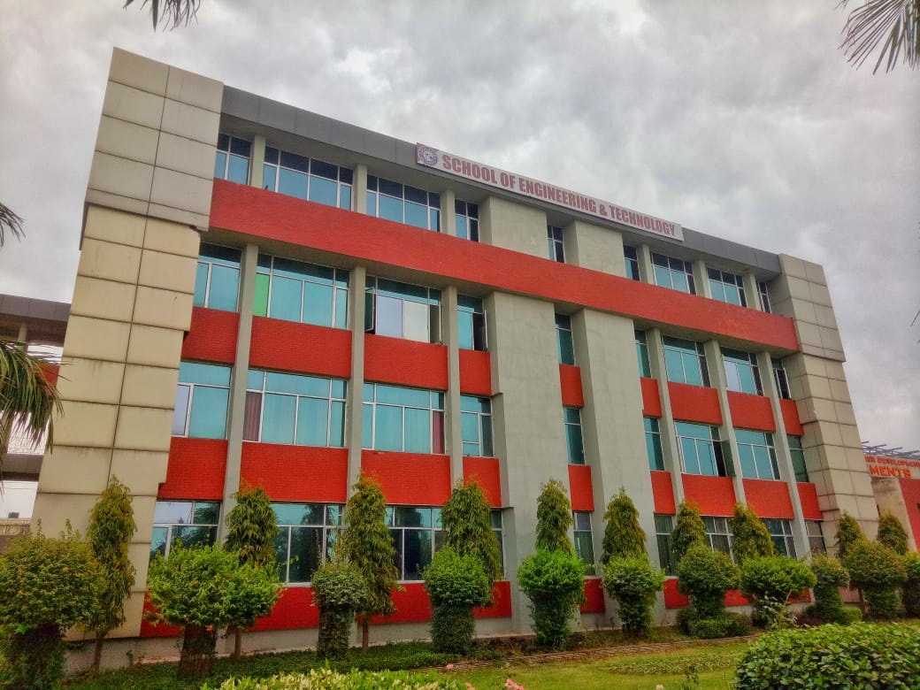 Rayat Bahra University - campus