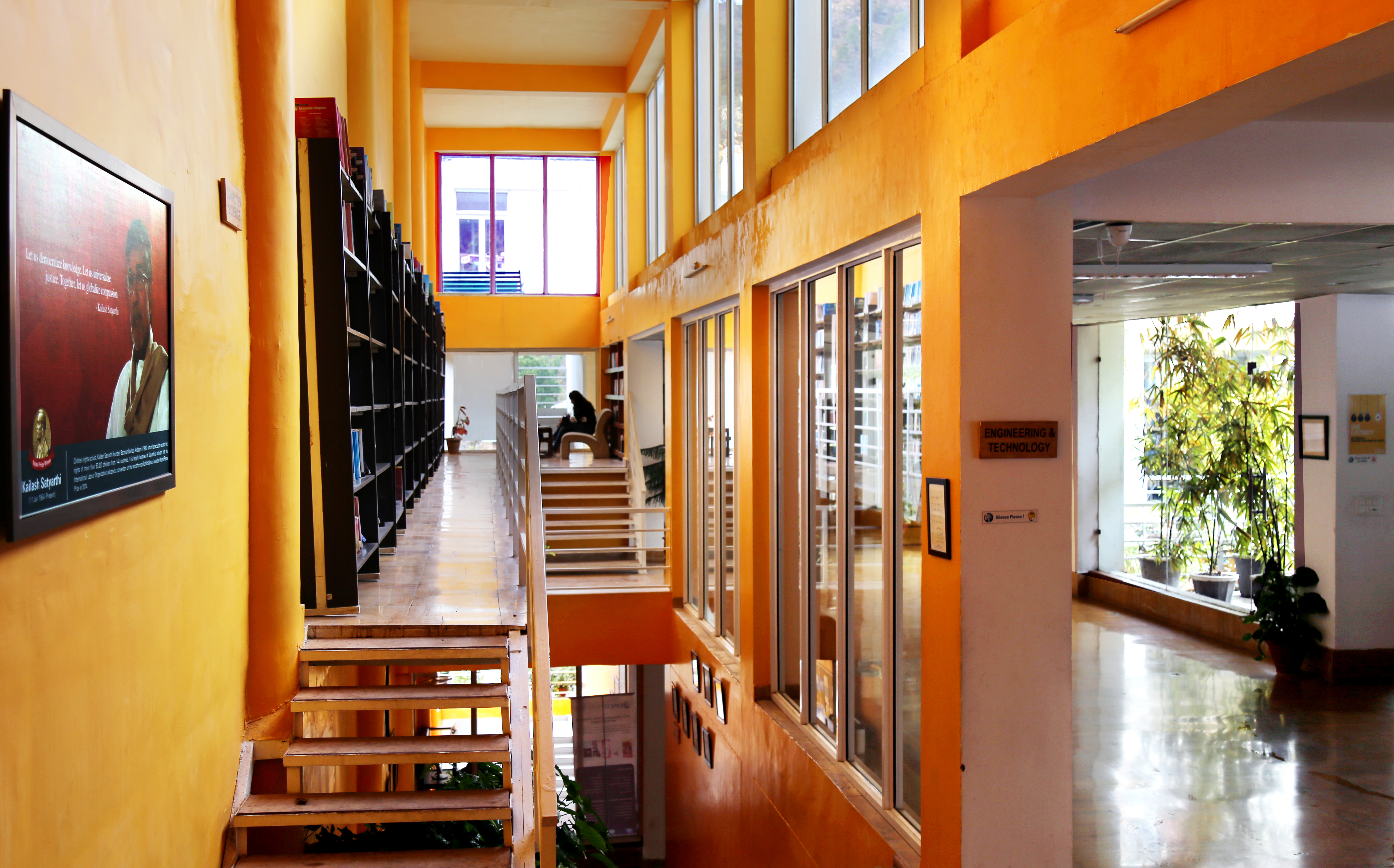 Shoolini University - library