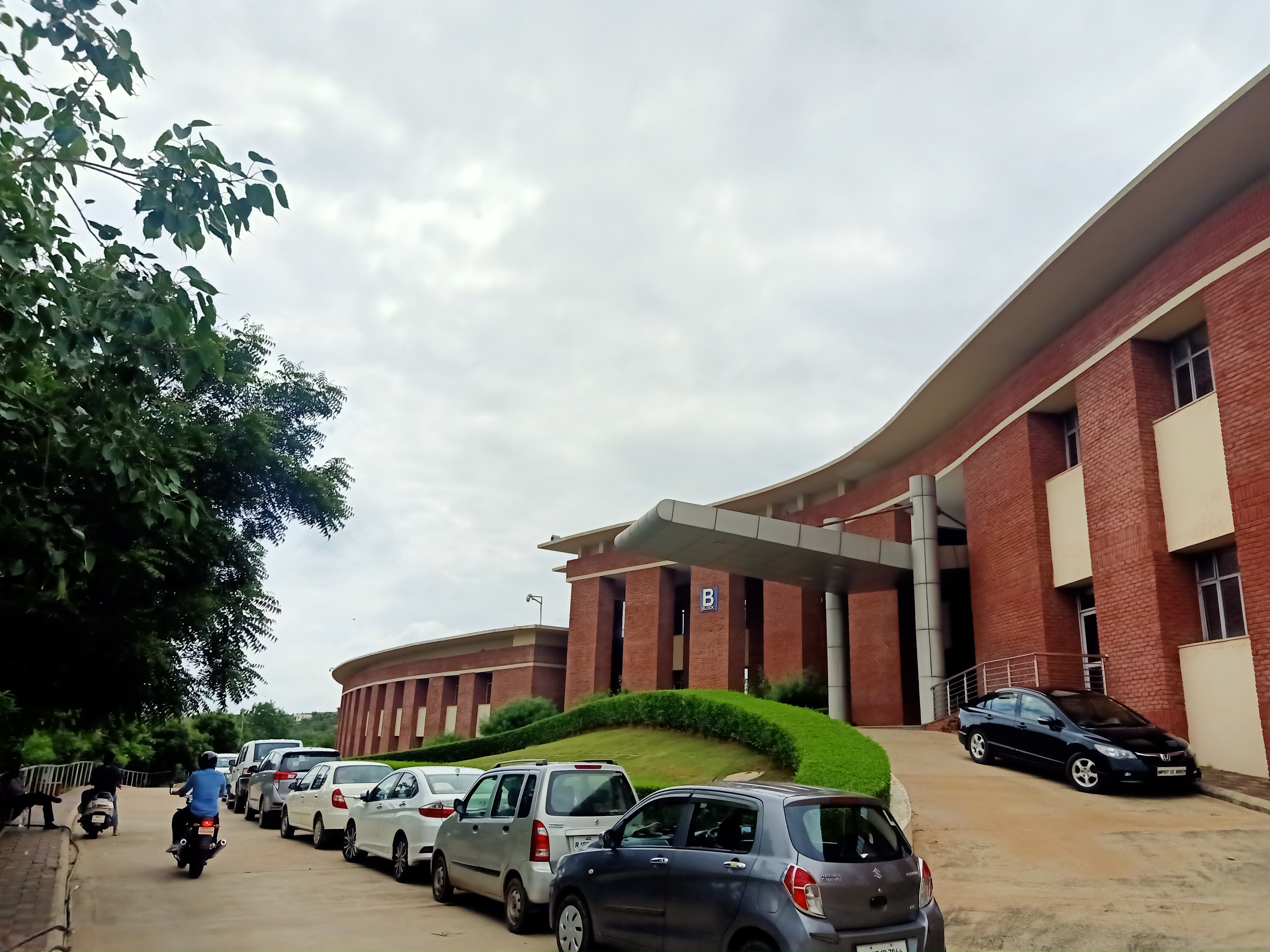 Amity University Gwalior - campus