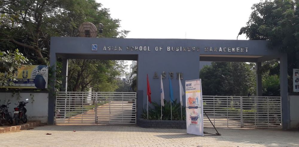 ASBM University - entrance