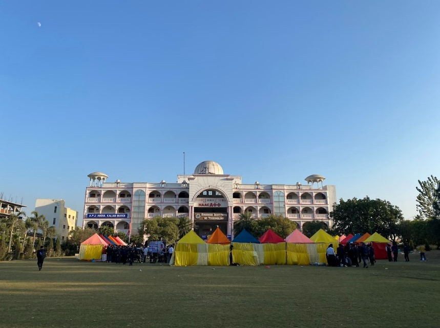 Roorkee Institute of Technology - campus