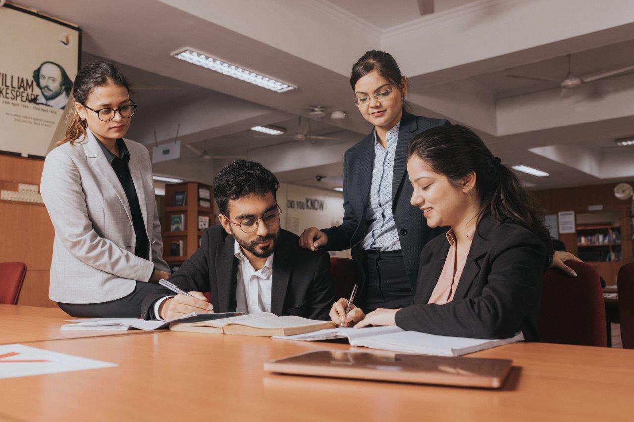 Jaipuria Institute of Management Lucknow - library