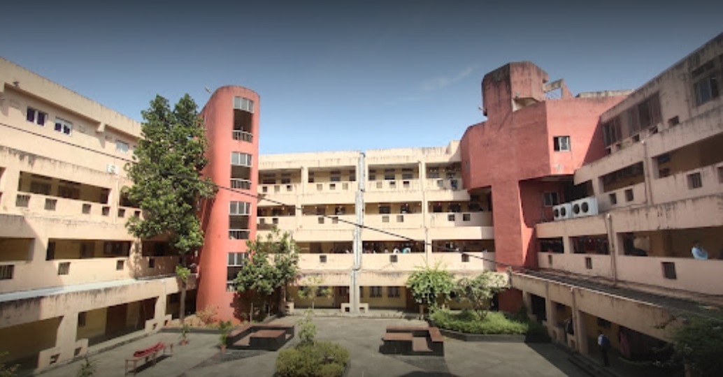 IDOL Mumbai University - campus