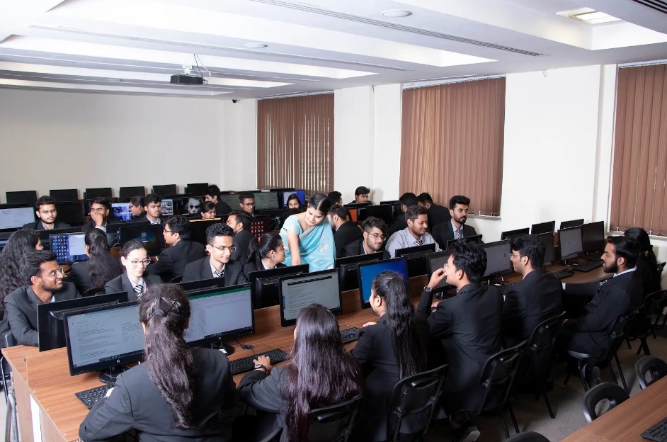 Asian Business School - labs