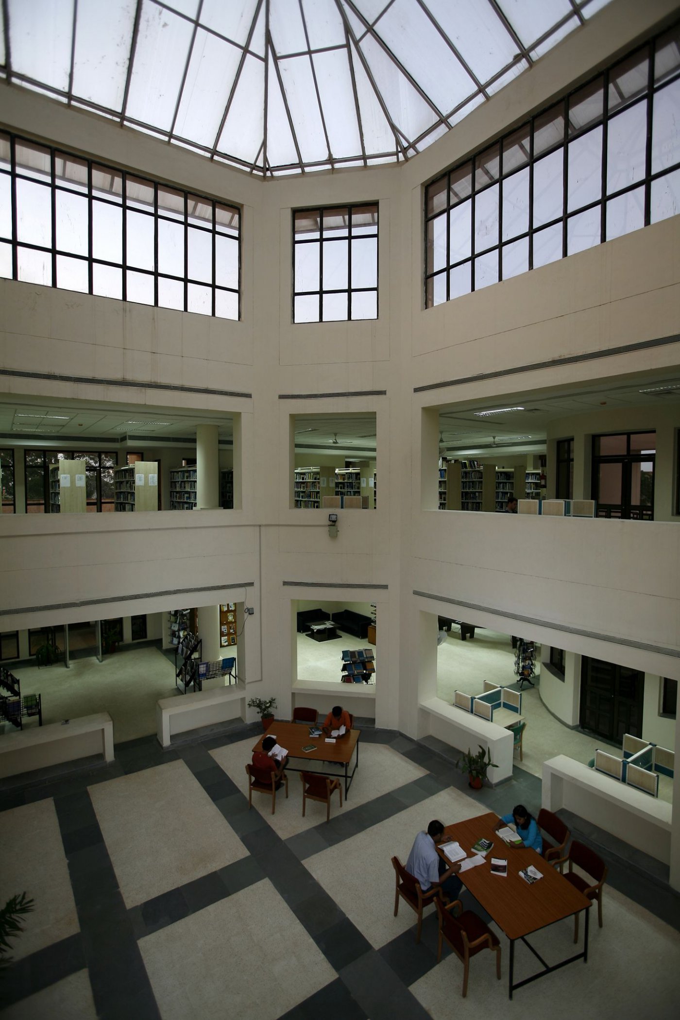 IIMI - Indian Institute of Management - library