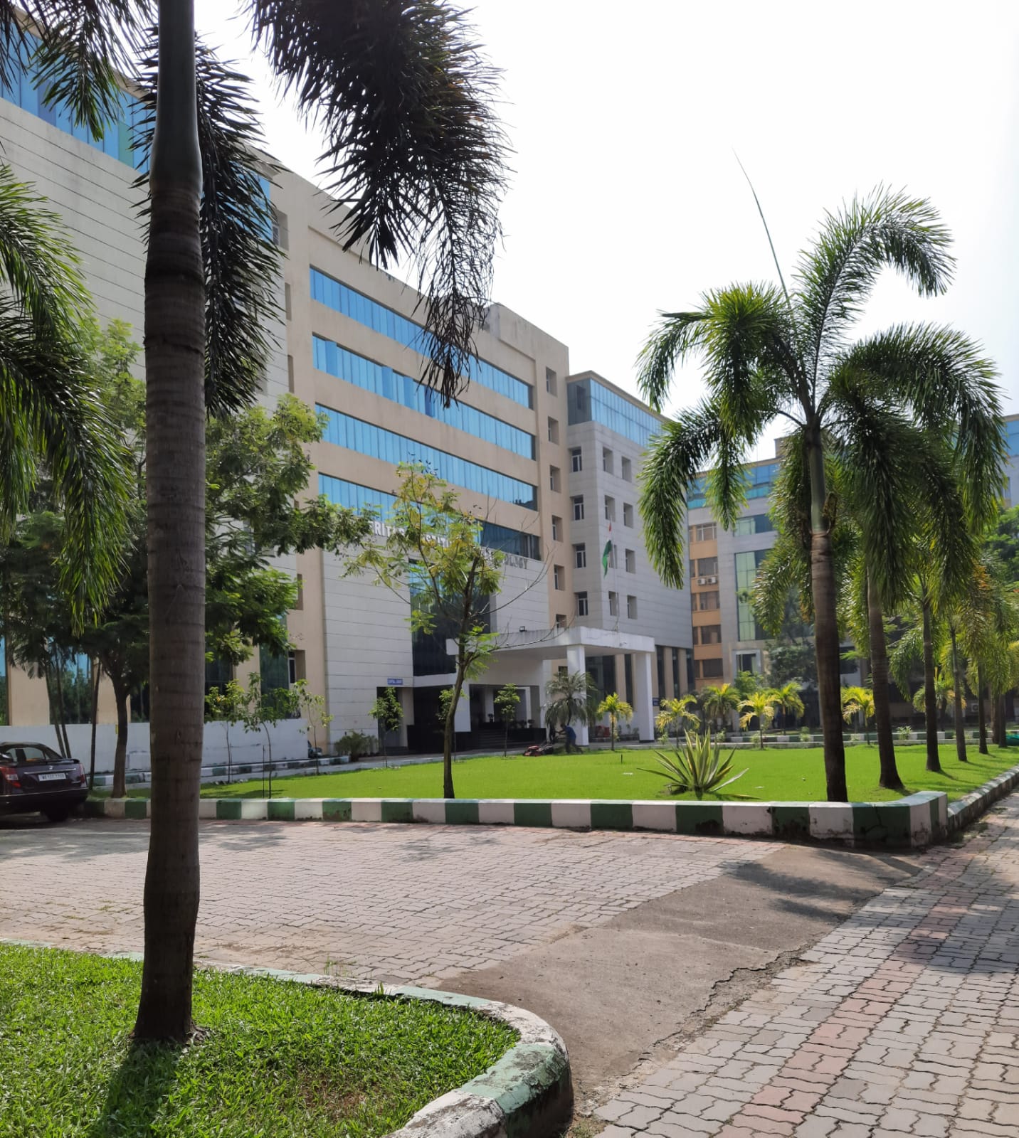 Heritage Institute of Technology - [HIT] - campus