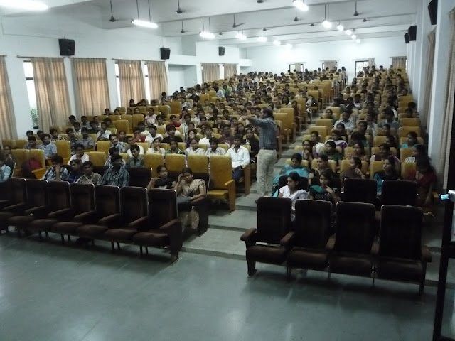 Vallurupalli Nageswara Rao Vignana Jyothi Institute of Engineering and Technology - [VNR VJIET] - ot