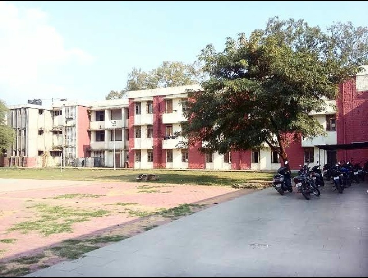 Maulana Azad National Institute of Technology  - [MANIT] - campus