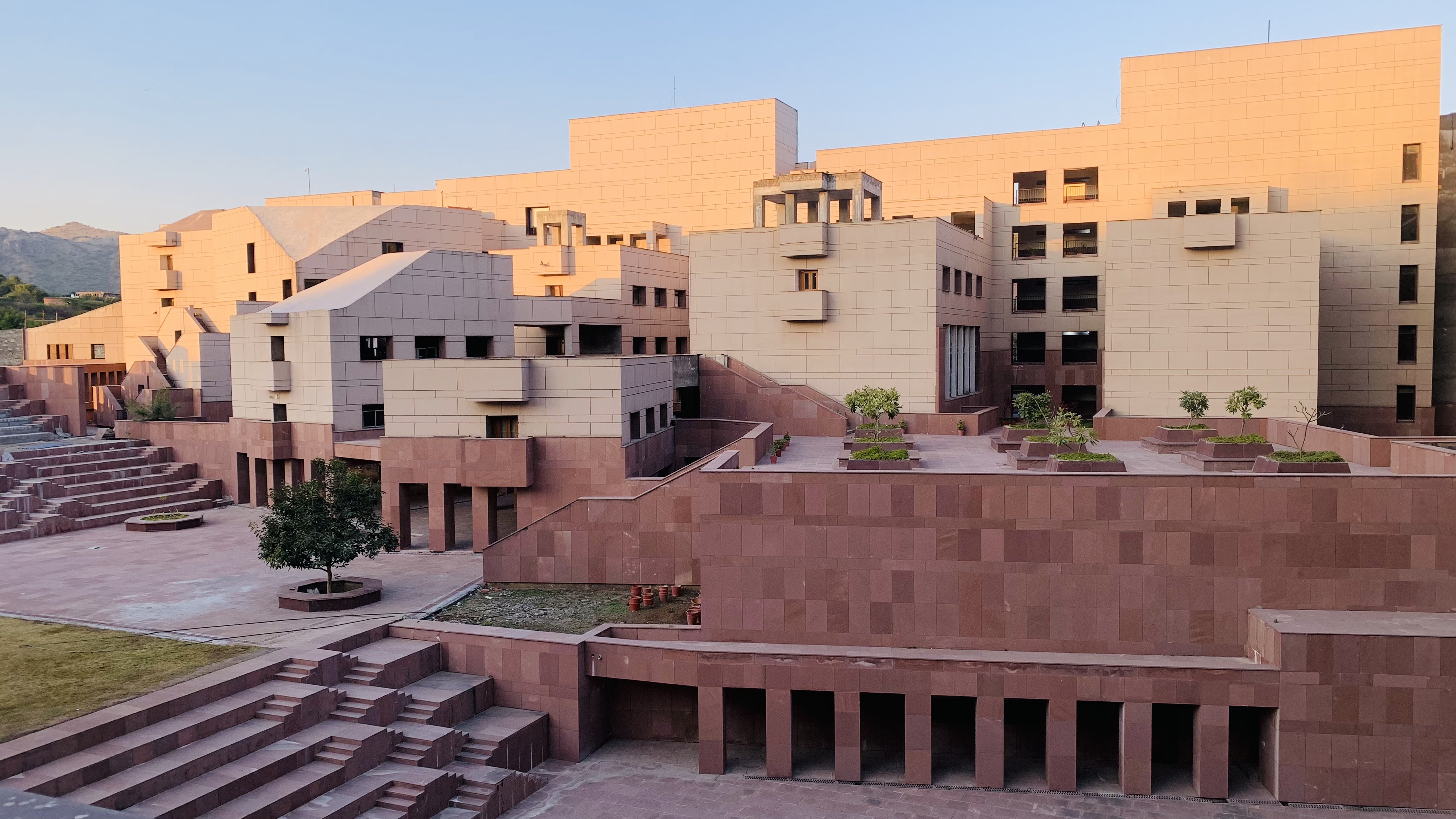 Indian Institute of Management - [IIMU] - campus