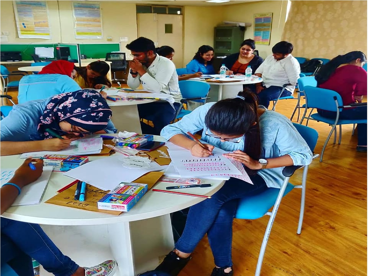 Hamdard Institute of Medical Sciences and Research - [HIMSR] - students