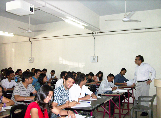 Sinhgad Institute of Management - [SIOM] - classroom