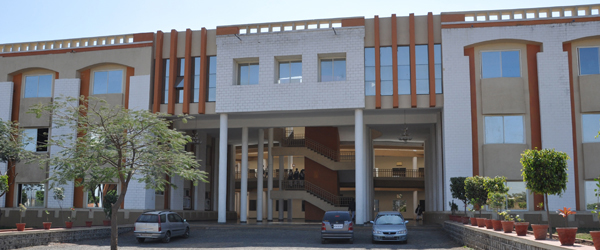 Chameli Devi Group of Institution - campus