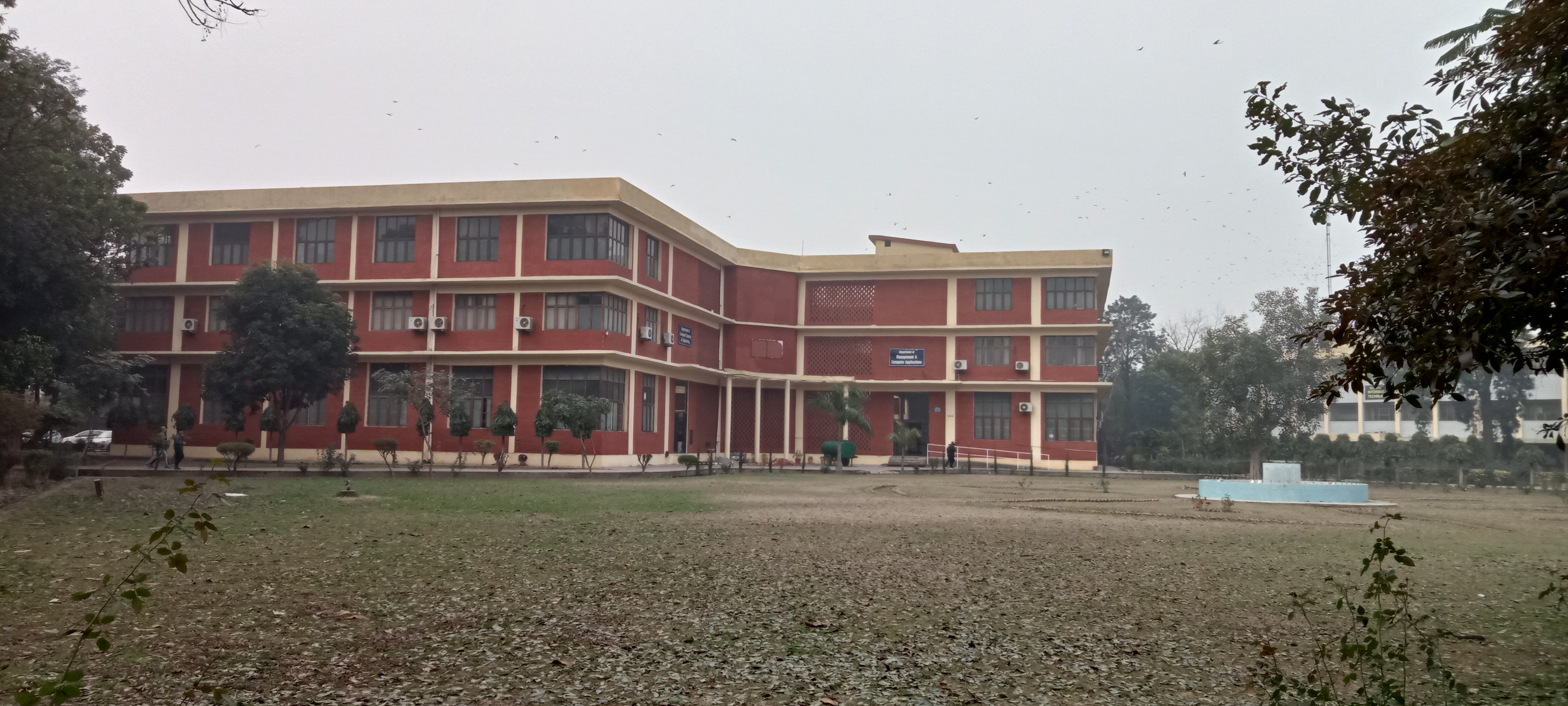Guru Nanak Dev Engineering College - [GNDEC] - campus