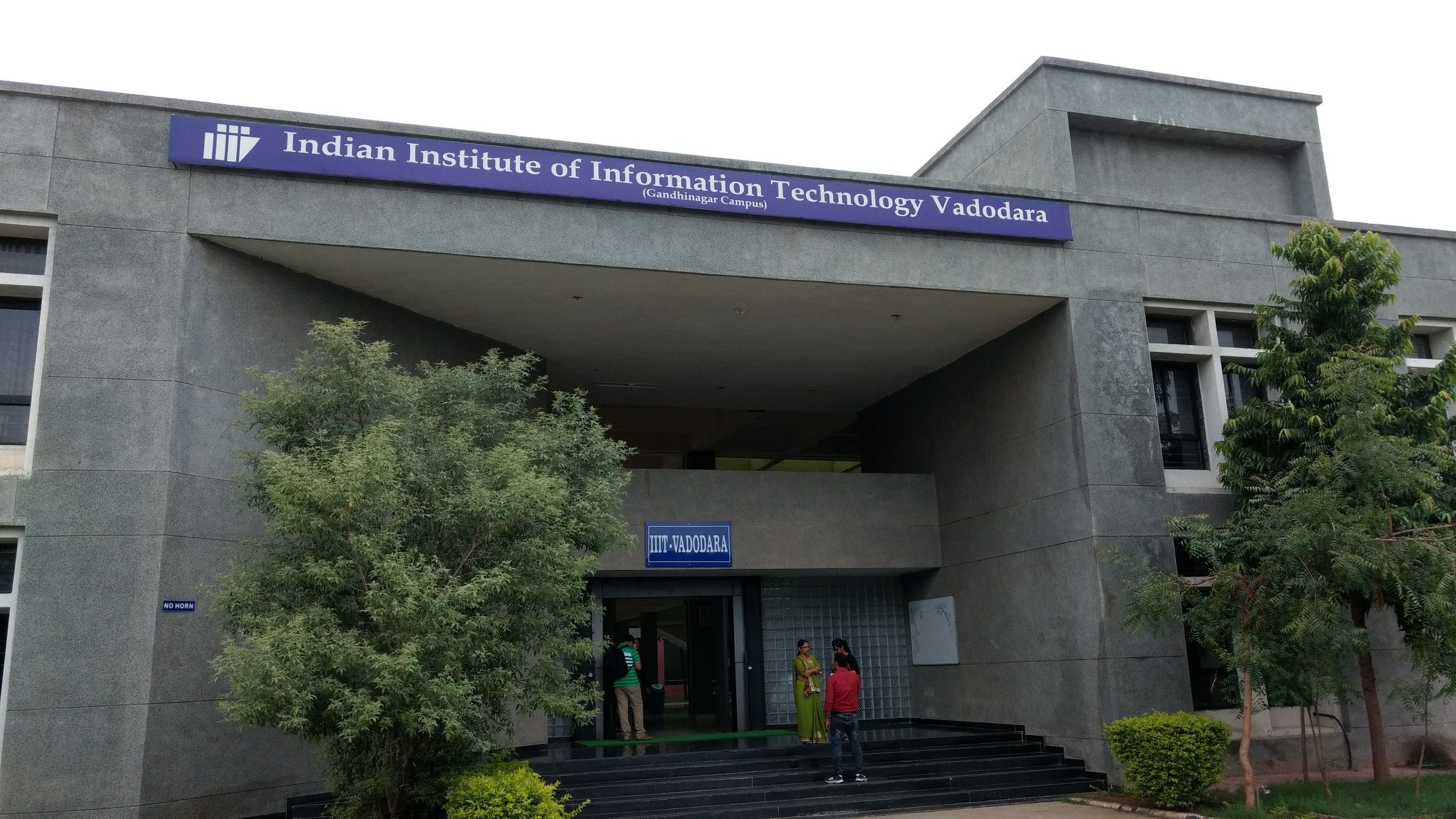 Indian Institute of Information Technology Vadodara - [IIIT-V] - main